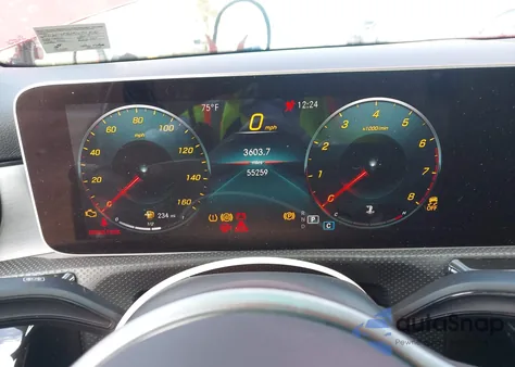 2019 Mercedes-Benz A 220 4Matic z USA, uszkodzony, nr VIN WDD3G4FB2KW025190